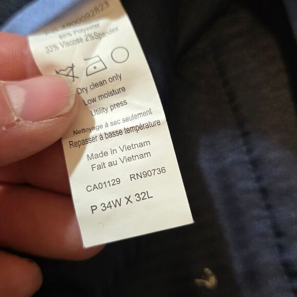 Tommy Hilfiger Blue Plaid Suit Mens 42L Pants Are 34/32 - Picture 3 of 6